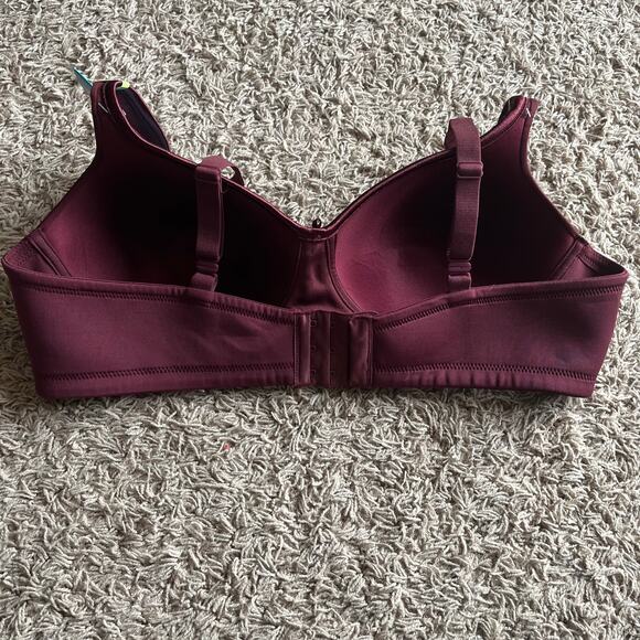 NWT! Vanity Fair Maroon Full Coverage Wirefree Bra Size 40B - Picture 2 of 6